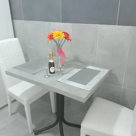 Marika House Дом отдыха Торре-Аннунциата